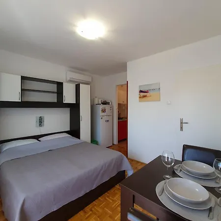 Apartman And Jengic