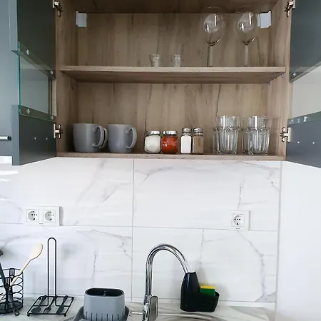 And Jengic Apartman *