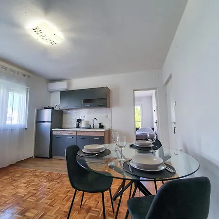 And Jengic Apartment Vodice