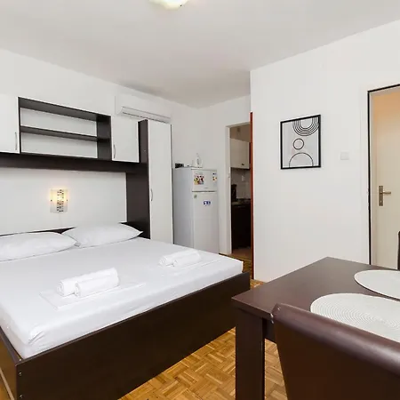 Apartman And Jengic