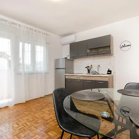 And Jengic Apartman *
