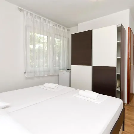 Apartman And Jengic Vodice