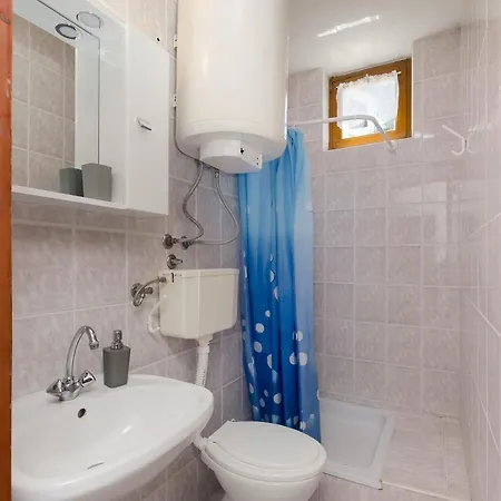 Apartman And Jengic Vodice