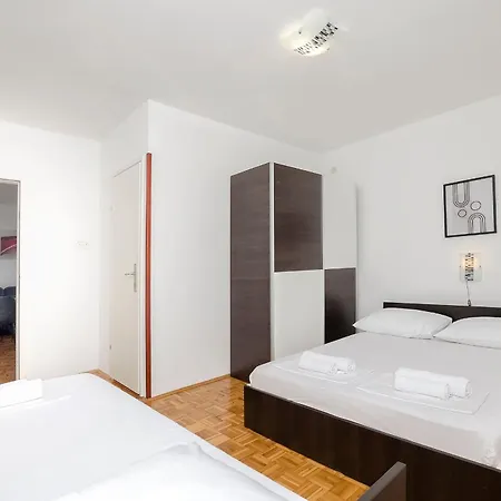 And Jengic * Vodice