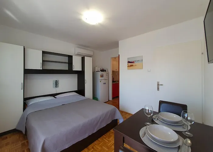 Appartement And Jengic